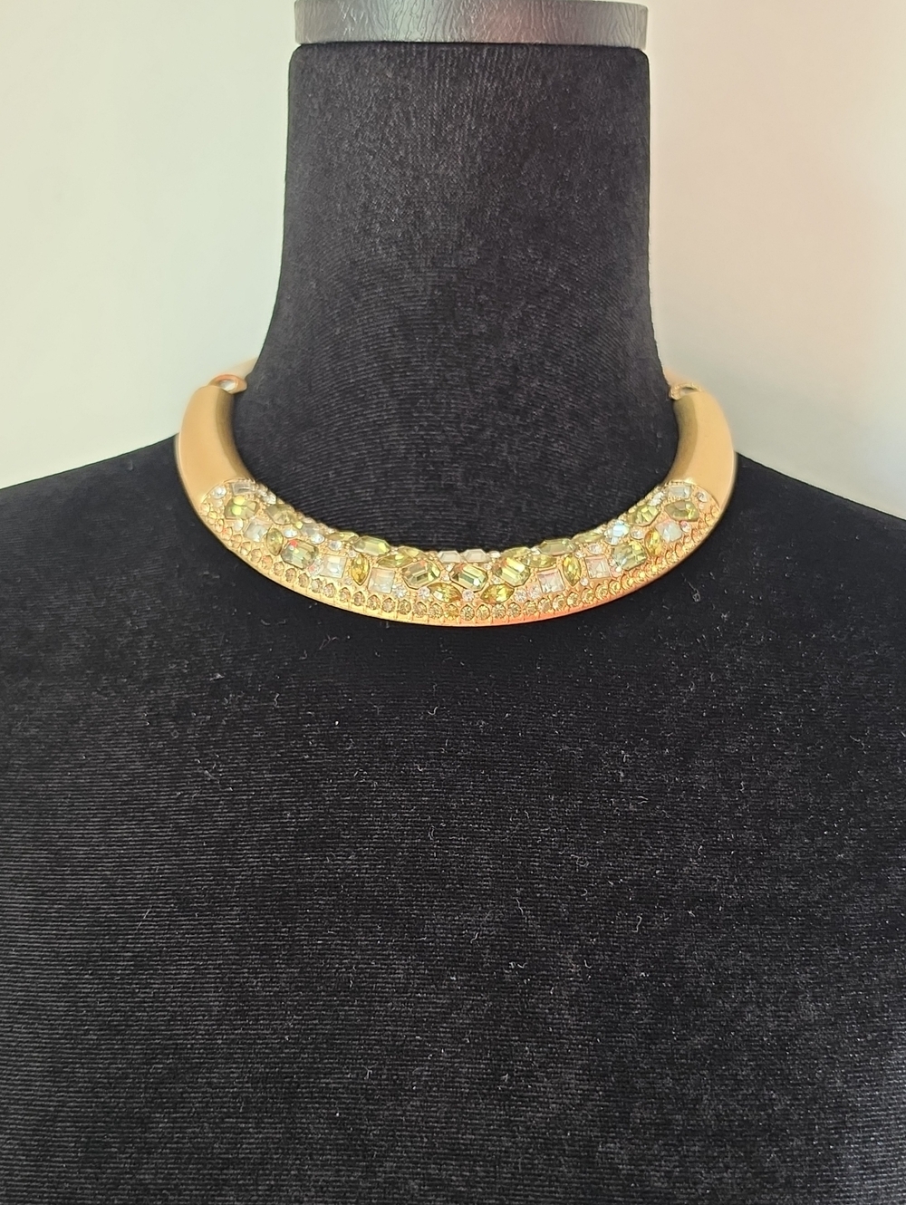 Gold Crystal Collar Necklace - Women Jewelry